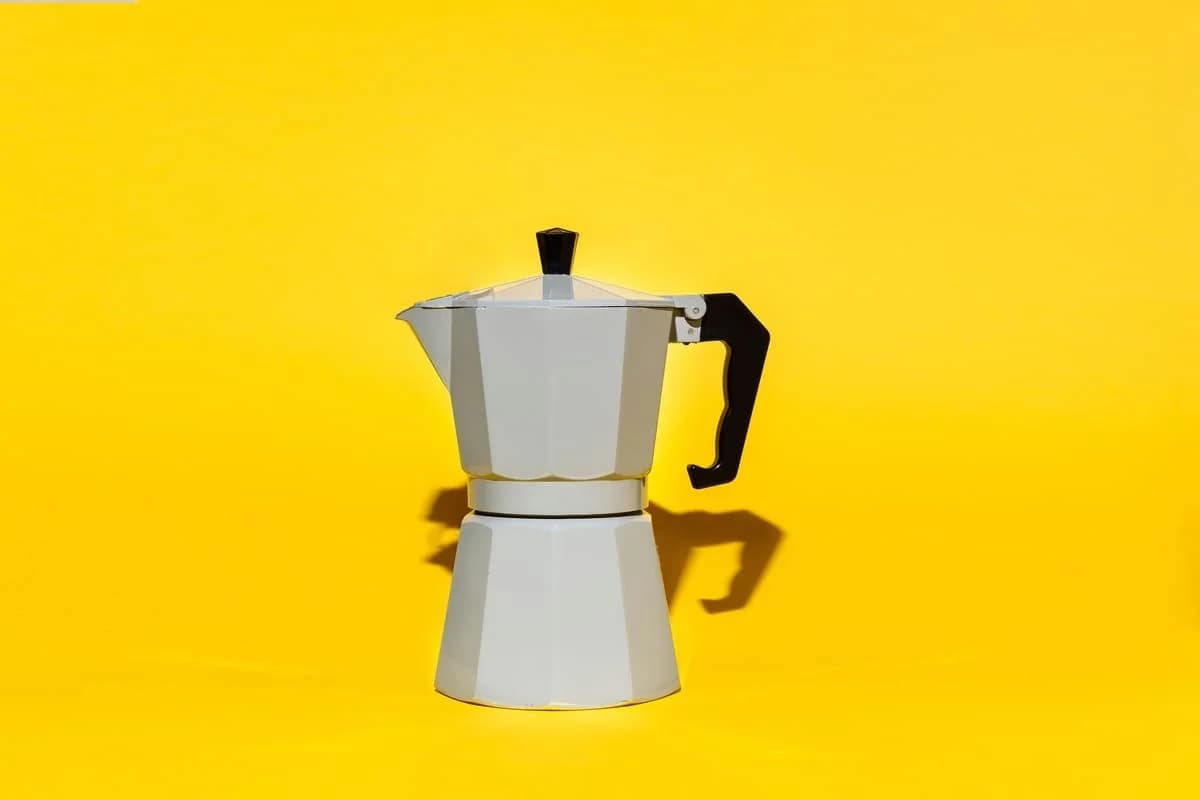 Cafetera italiana: cómo hacer buen café paso a paso (guía completa)